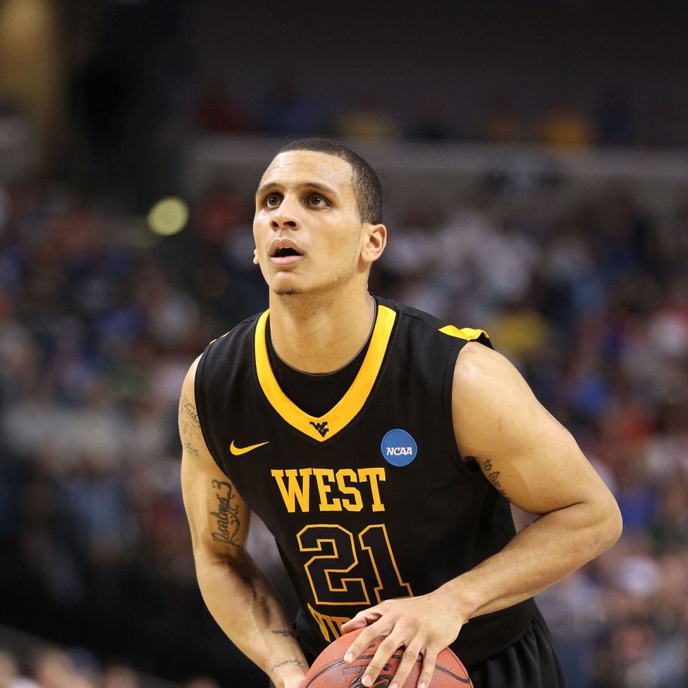 yy易游官方app下载包含凯尔特人队季后赛出局，主帅宣布引咎辞职，参加包括这样企业可是其中中文.的词条