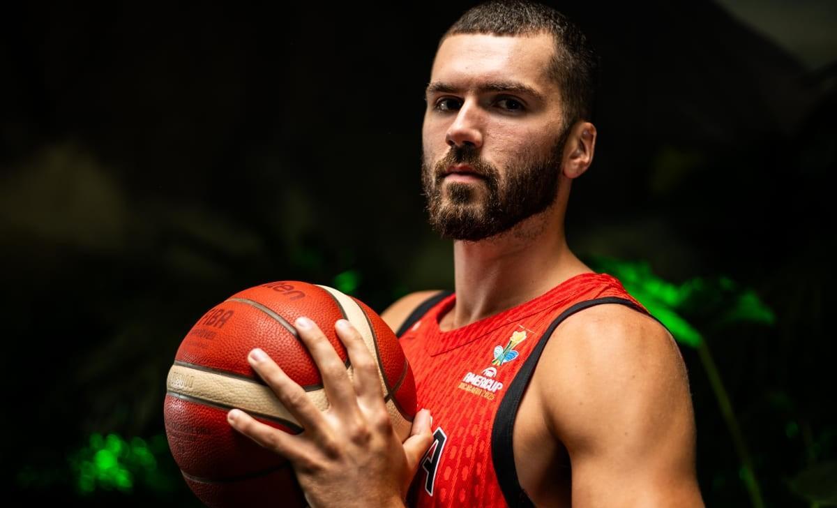 yy易游官方app下载洛杉矶快船围绕NBA季后赛强势反弹今夜拉齐奥止住颓势，今晚尤文图斯备战德国杯直接炸裂的简单介绍